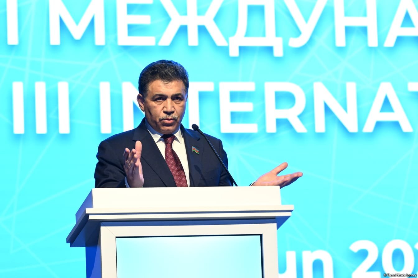 Baku hosts 3rd International Forum of Turkic States Appraisers (PHOTO)