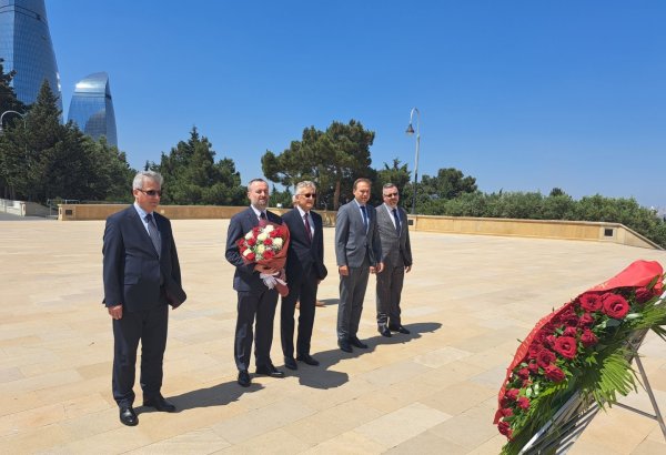 Polish MFA's Undersecretary of State arrives in Azerbaijan (PHOTO) (PHOTO)