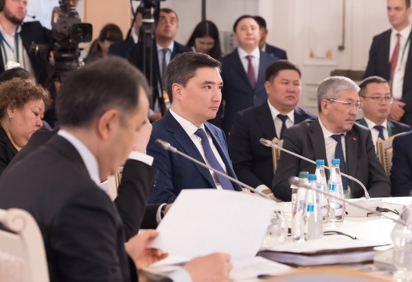 Kazakhstan offers to act as logistics hub on Eurasian transport corridors - PM