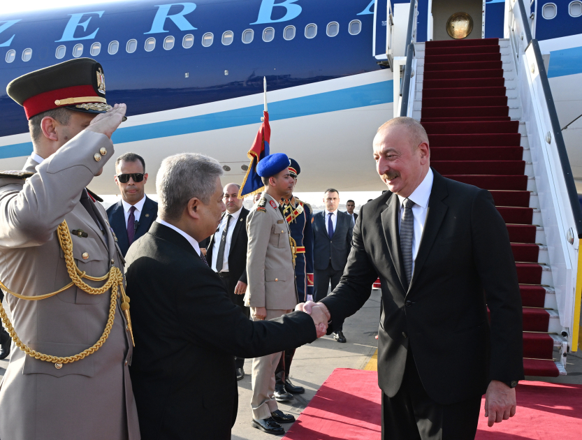 President Ilham Aliyev arrives in Egypt on official visit (PHOTO/VIDEO)