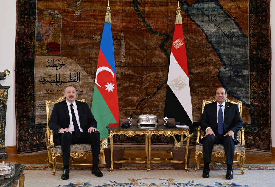 President Ilham Aliyev, President of Egypt hold one-on-one meeting