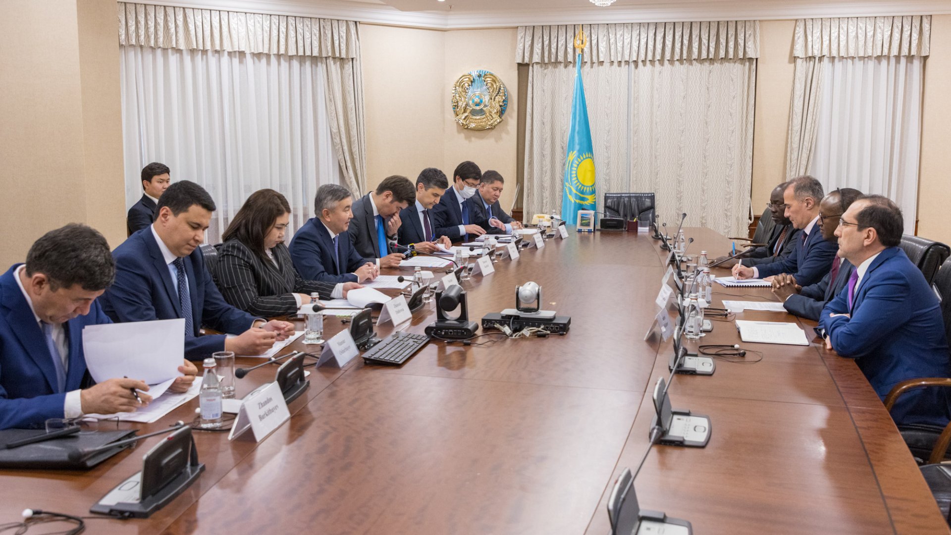 Kazakhstan, IFC discuss attracting FDI, implementing massive infrastructure projects