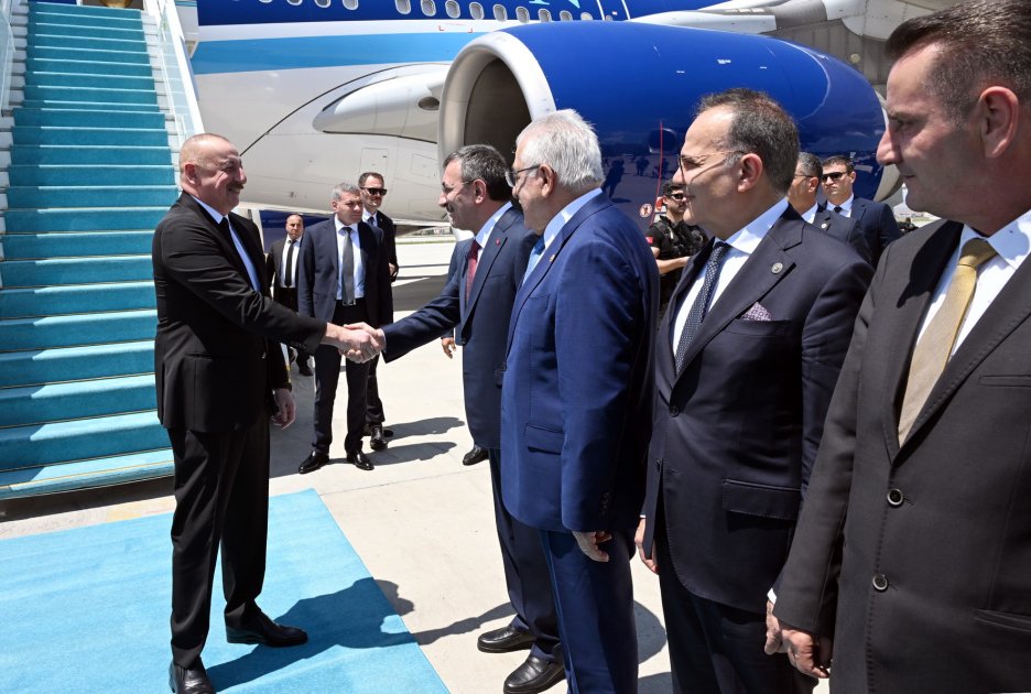 President Ilham Aliyev arrives on working visit to Türkiye (PHOTO/VIDEO)