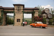 Peking-Paris rallygoers persist in their ascent from Azerbaijan's Shamakhi (PHOTO)