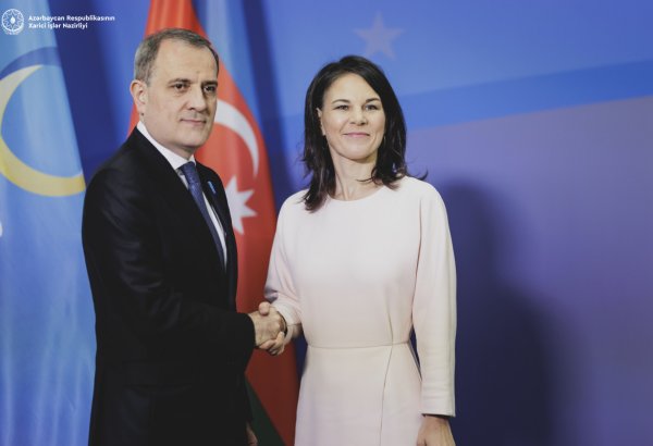 Azerbaijani FM briefs German counterpart on peace process with Armenia