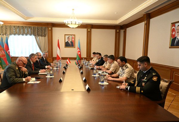 Azerbaijan debates expansion of military ties with Austria