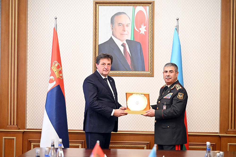 Azerbaijan, Serbia mull over military cooperation (PHOTO)