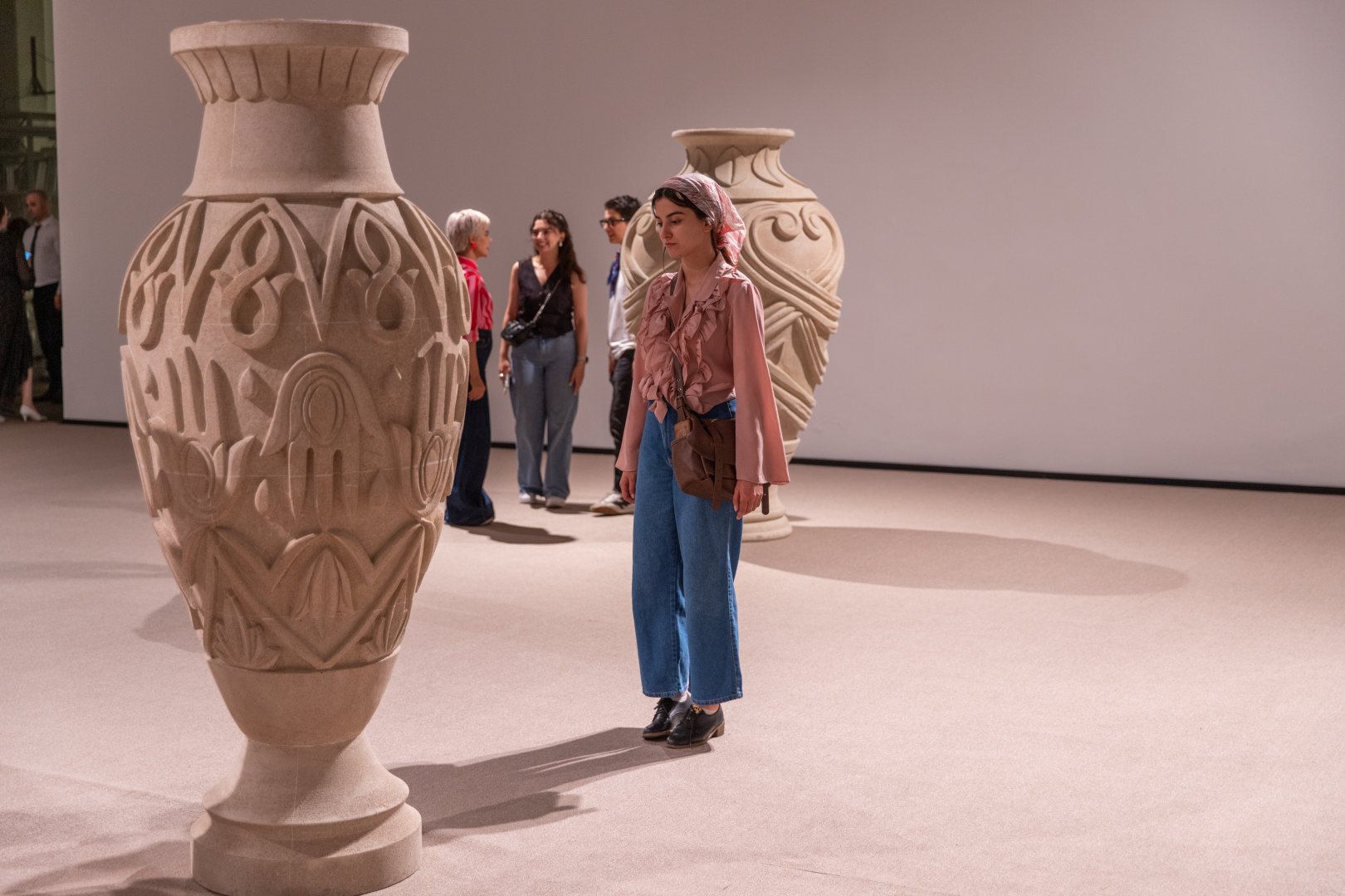 YARAT Contemporary Art Space presents solo exhibition “Voices of Silence” by Aidan Salakhova, group exhibition “Unobservable dreams” (PHOTO)
