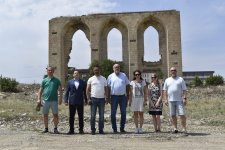 Hungarian parliamentarians visit Aghdam (PHOTO)
