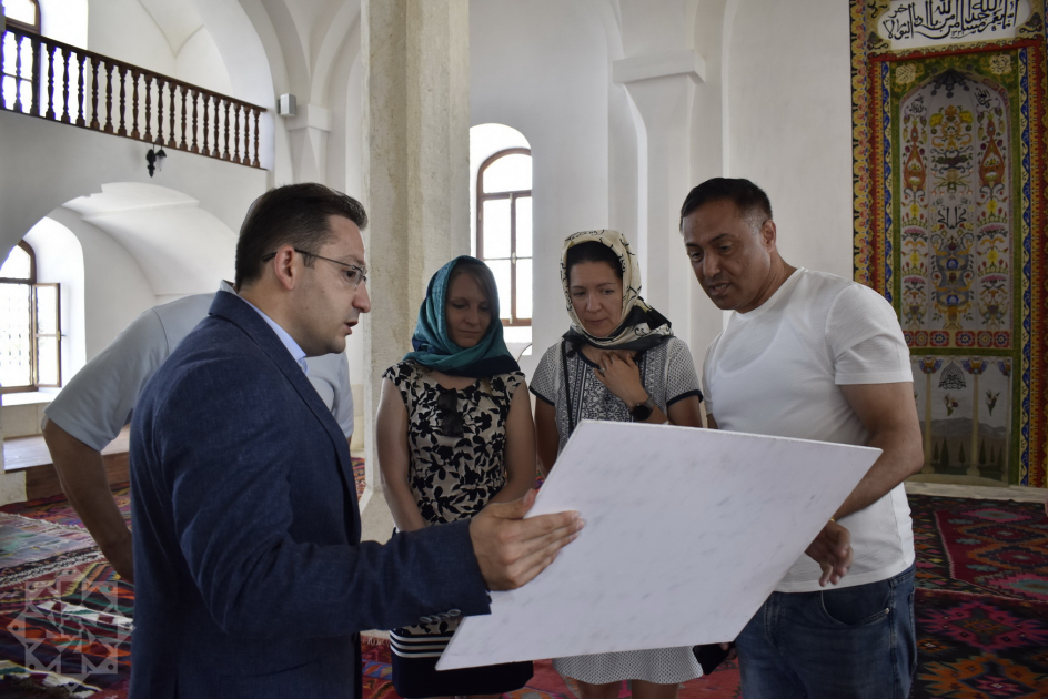 Hungarian parliamentarians visit Aghdam (PHOTO)