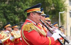Azerbaijan's Baku holds processions with military band (PHOTO/VIDEO)