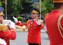 Azerbaijan's Baku holds processions with military band (PHOTO/VIDEO)