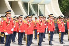 Azerbaijan's Baku holds processions with military band (PHOTO/VIDEO)