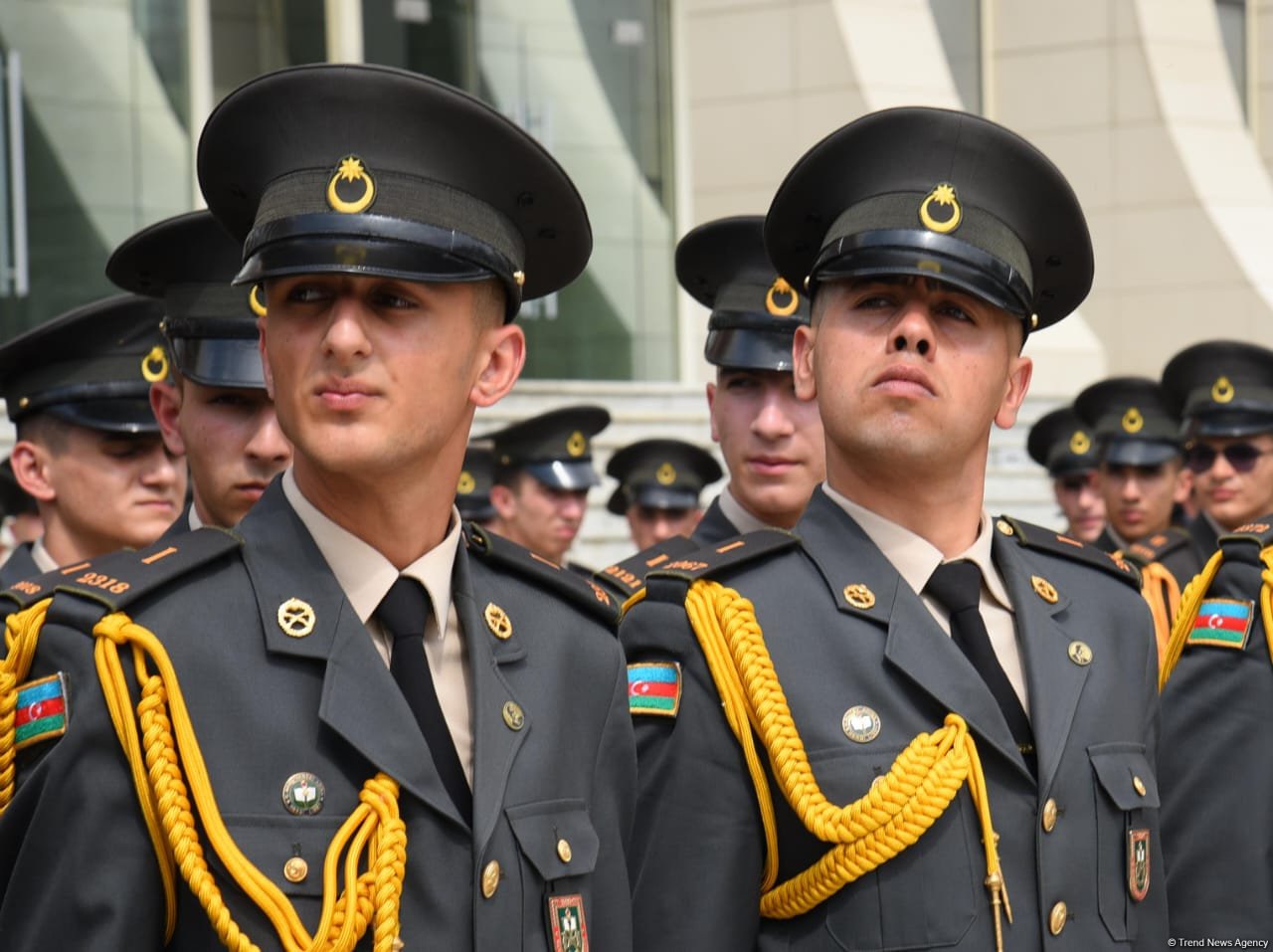 Azerbaijan's Baku holds processions with military band (PHOTO/VIDEO)