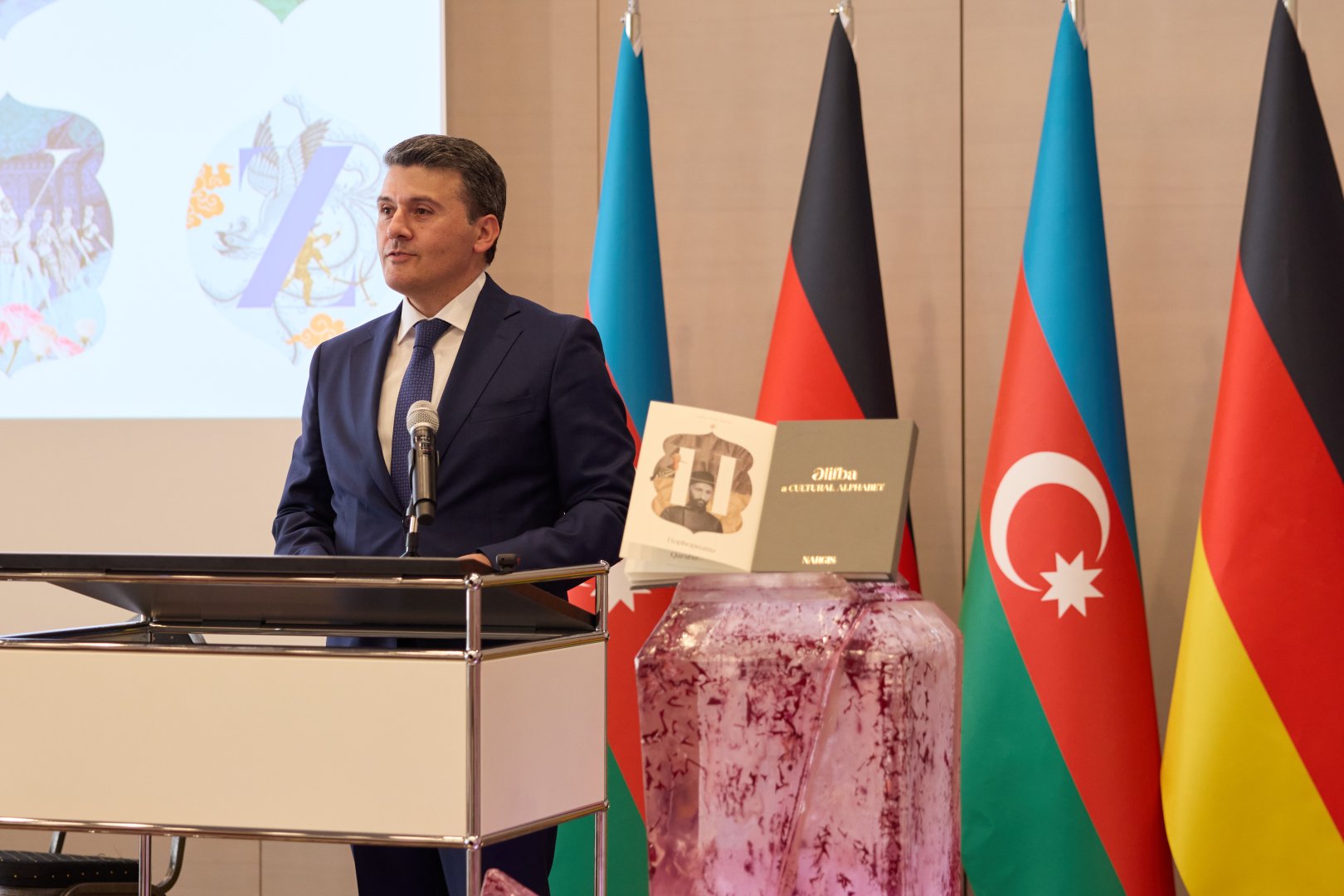 The presentation of the book “Əlifba: A Cultural Alphabet” took place at the Azerbaijan Cultural Centre in Berlin (PHOTO)