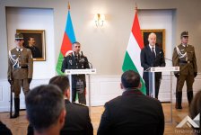 Azerbaijan Defense Minister meets with Hungarian counterpart in Budapest (PHOTO)