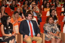 Baku hosts English-language teachers’ conference (PHOTO)