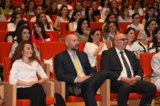 Baku hosts English-language teachers’ conference (PHOTO)