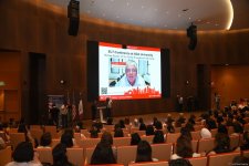 Baku hosts English-language teachers’ conference (PHOTO)