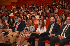 Baku hosts English-language teachers’ conference (PHOTO)