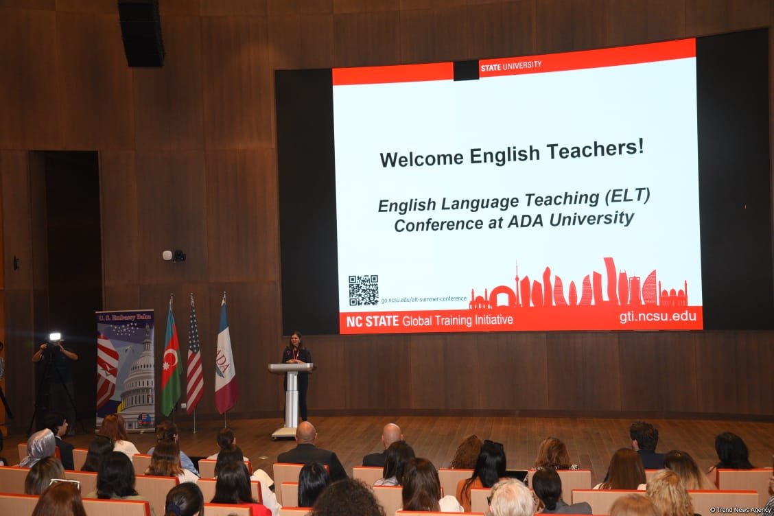 Baku hosts English-language teachers’ conference (PHOTO)