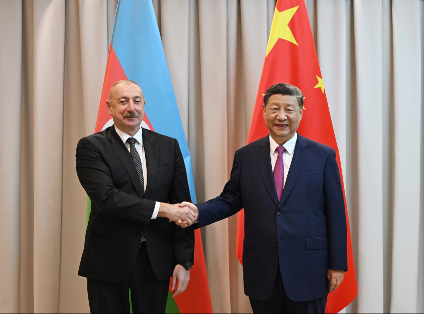 President Ilham Aliyev holds meeting with President Xi Jinping in Astana (PHOTO)