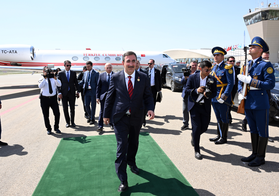 Turkish vice president concludes his visit to Azerbaijan (PHOTO)