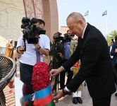 President Ilham Aliyev visits national monument in Islamabad (PHOTO/VIDEO)