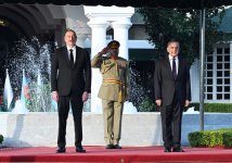 Islamabad holds official welcome ceremony for President Ilham Aliyev (PHOTO/VIDEO)