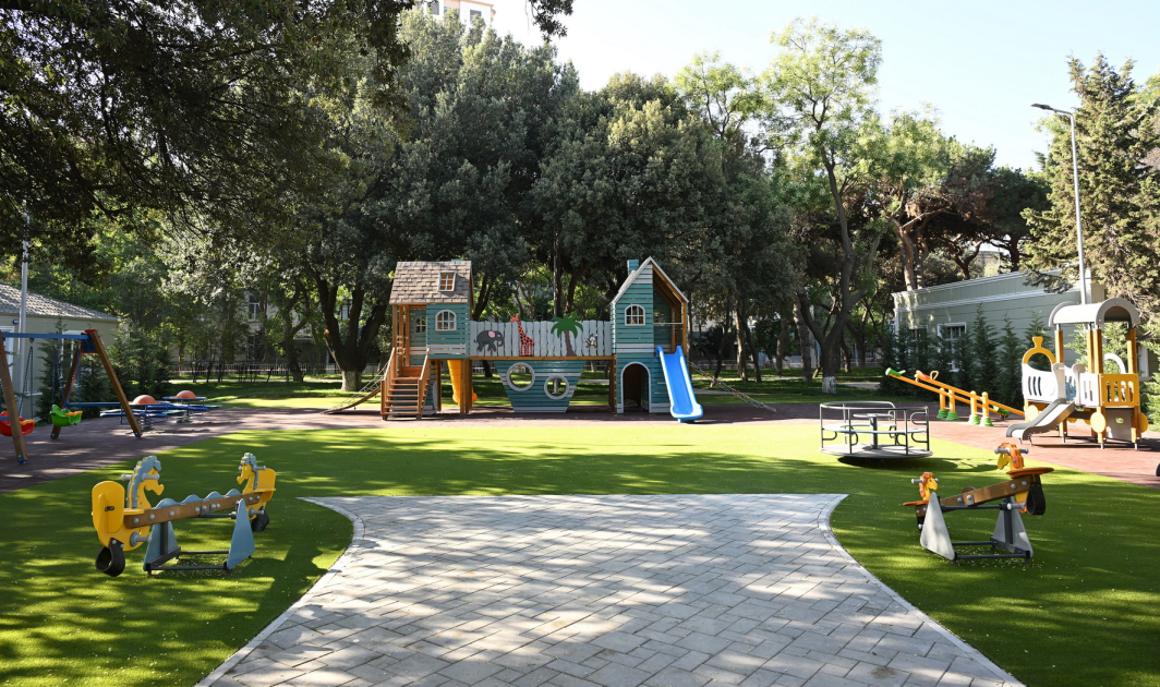 President Ilham Aliyev attends opening ceremony of newly renovated Narimanov Park in Baku (PHOTO)