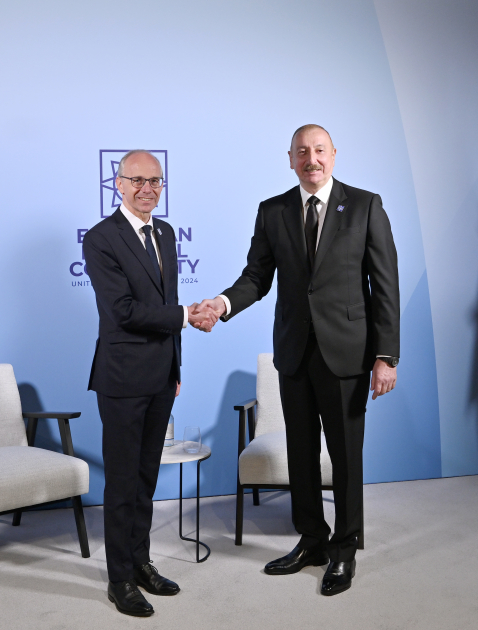 President Ilham Aliyev meets PM of Luxembourg in Oxford (PHOTO/VIDEO)