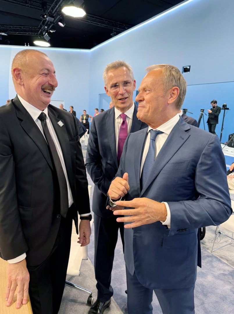 President Ilham Aliyev, Hungarian PM hold talks in Oxford (PHOTO/VIDEO)