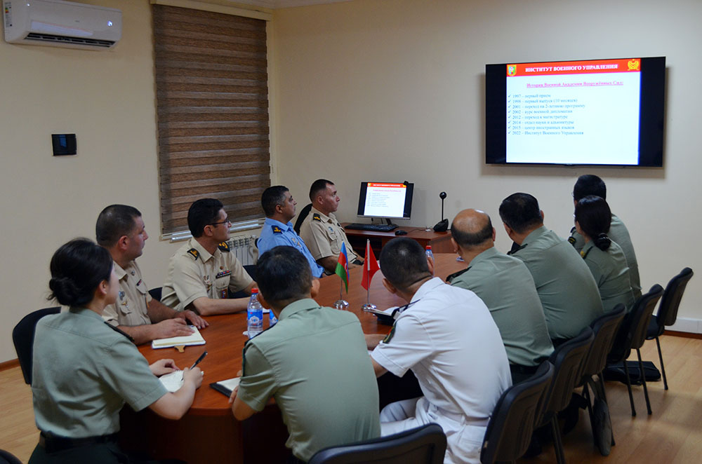 Baku hosts meeting between Azerbaijani, Chinese military education experts (PHOTO)
