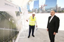 President Ilham Aliyev inspects progress of Victory Park construction in Baku (PHOTO/VIDEO)