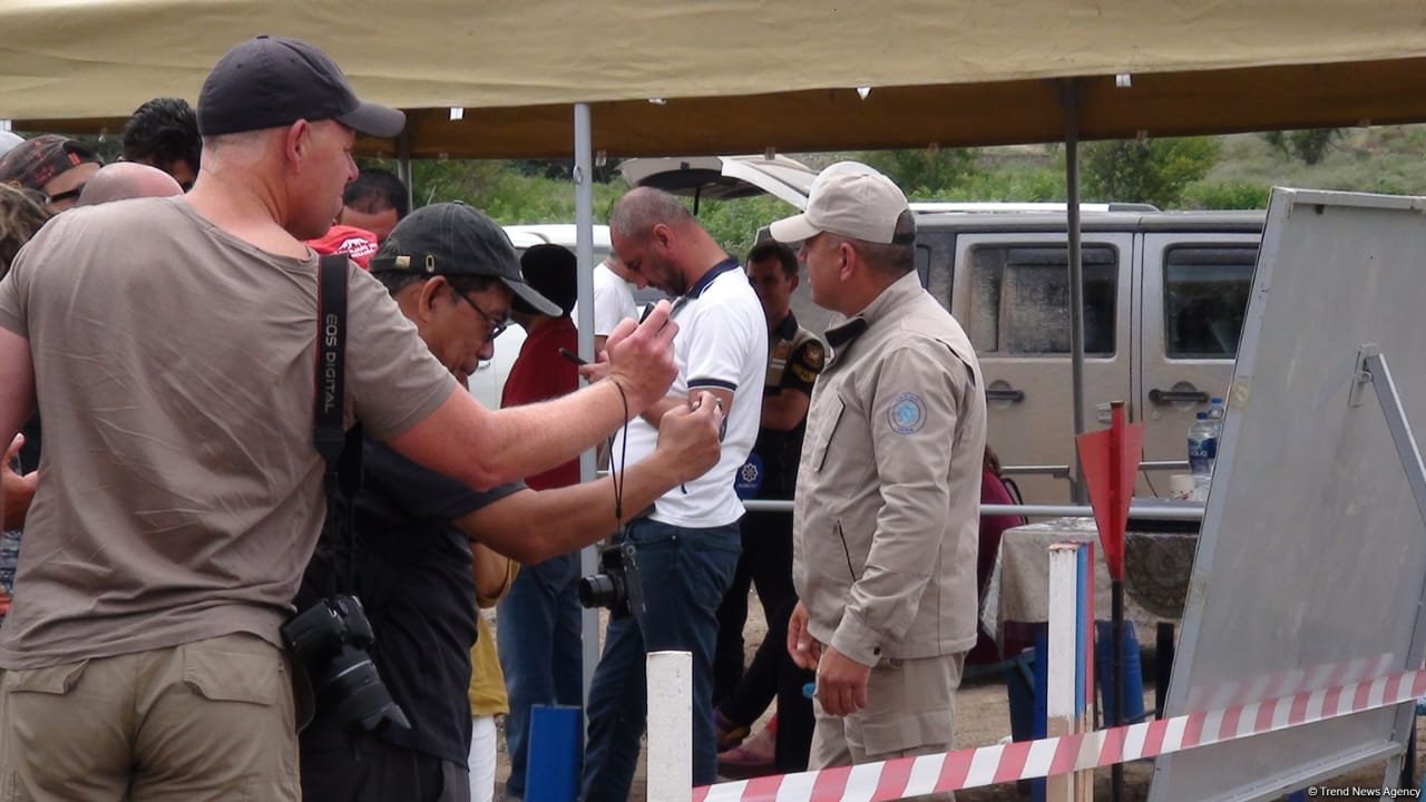 Global travelers observe demining process in Azerbaijan's Fuzuli (PHOTO/VIDEO)