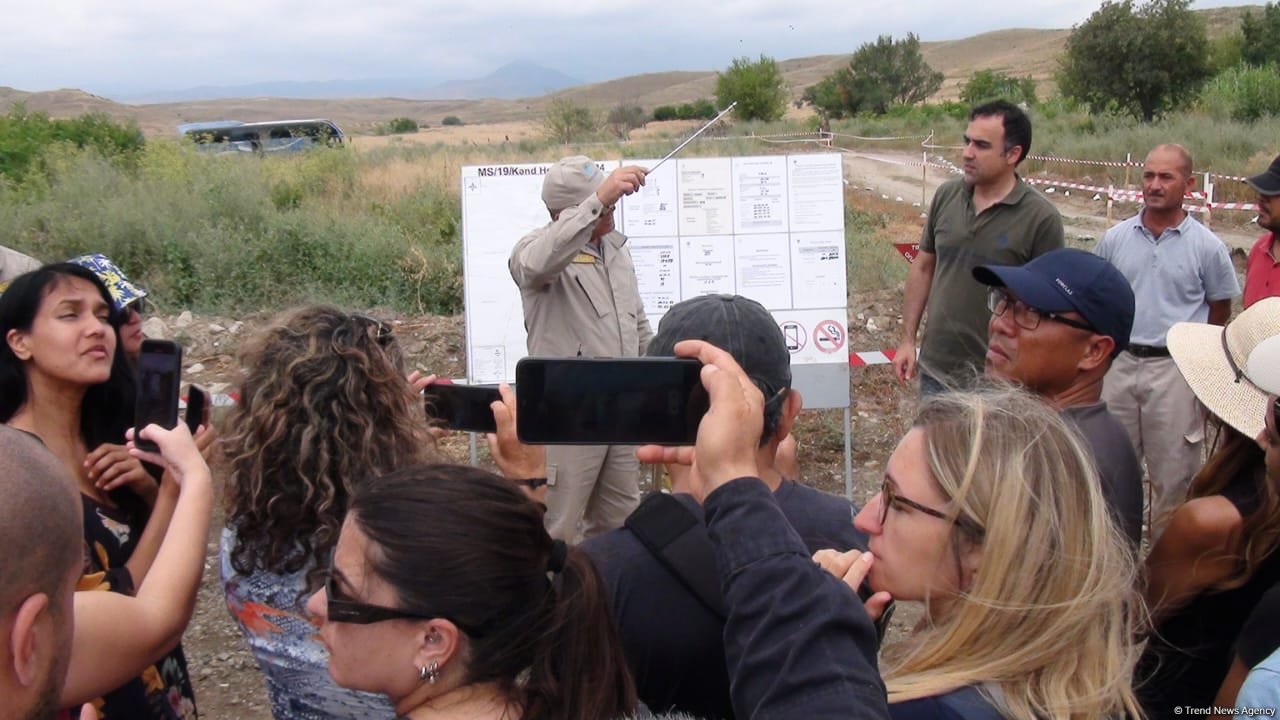 Global travelers observe demining process in Azerbaijan's Fuzuli (PHOTO/VIDEO)