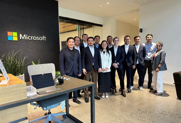 Kazakh and Microsoft liaisons explore AI potential