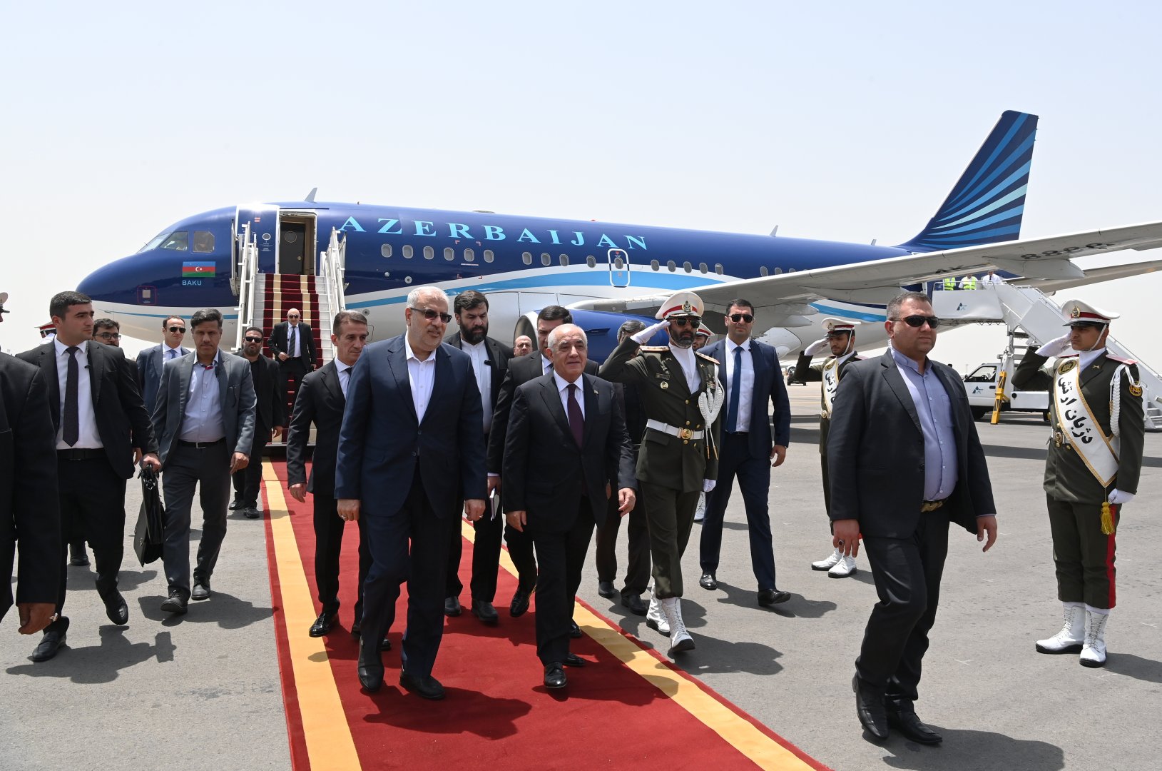 Azerbaijani PM attends inauguration ceremony of new Iranian President (PHOTO)