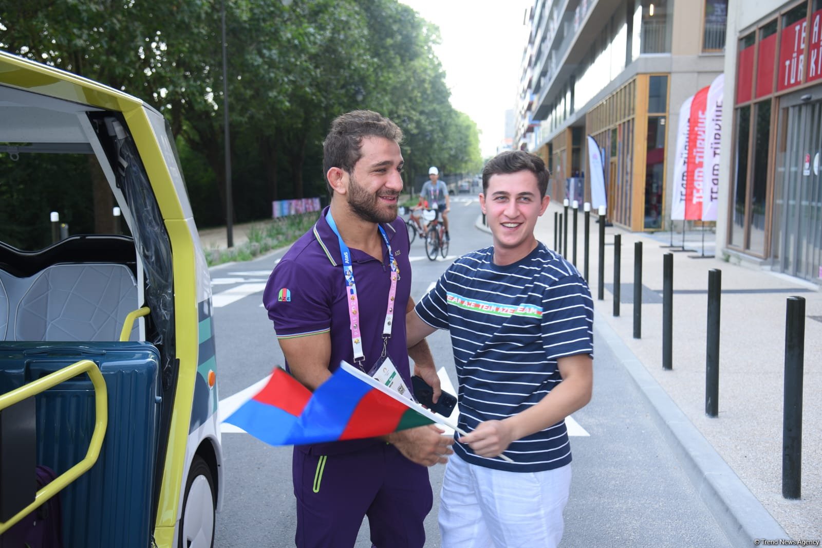 Hidayat Heydarov honored by Azerbaijani a sports delegation in Paris after Olympic gold win (PHOTO)