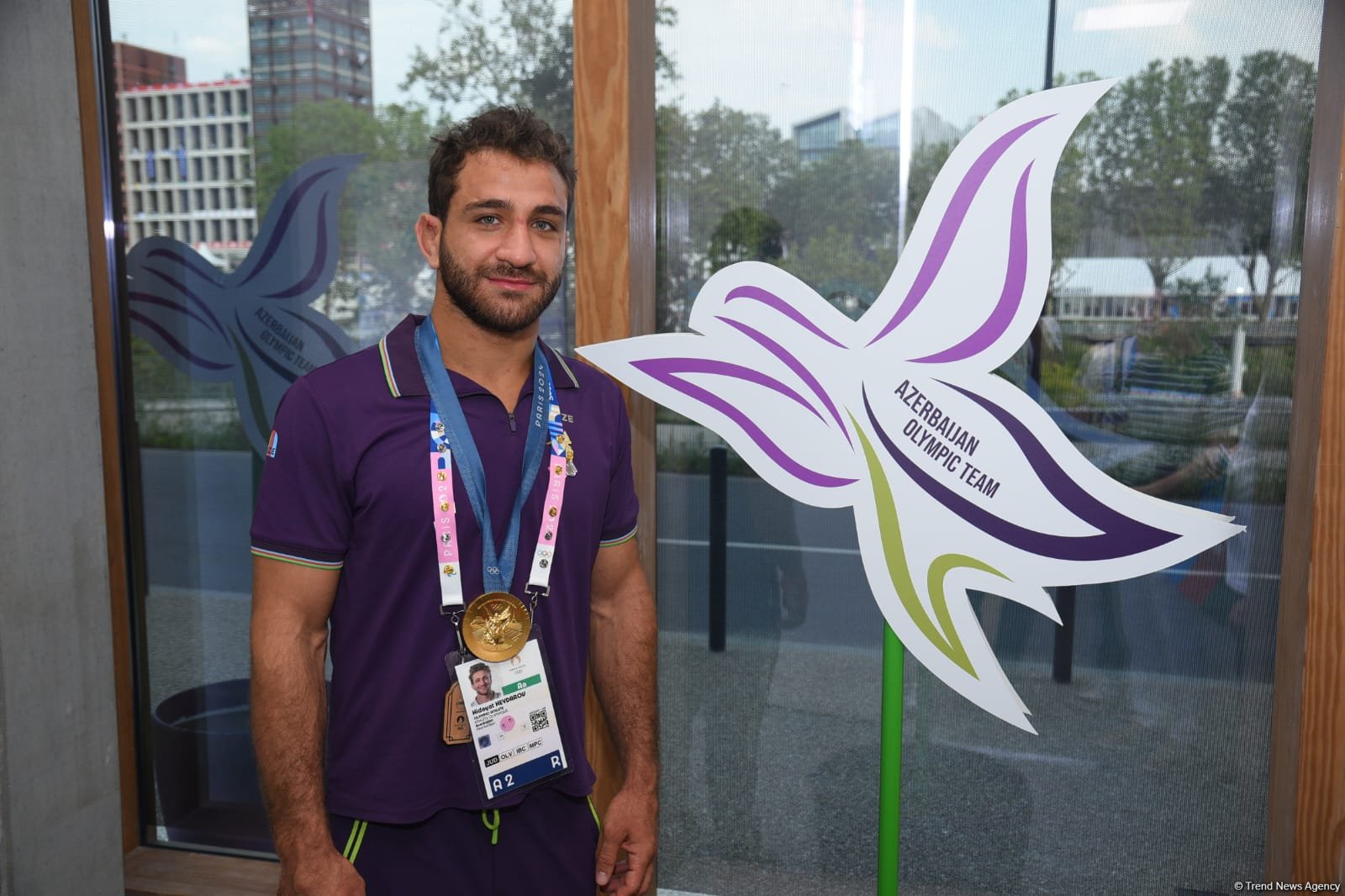 Hidayat Heydarov honored by Azerbaijani a sports delegation in Paris after Olympic gold win (PHOTO)