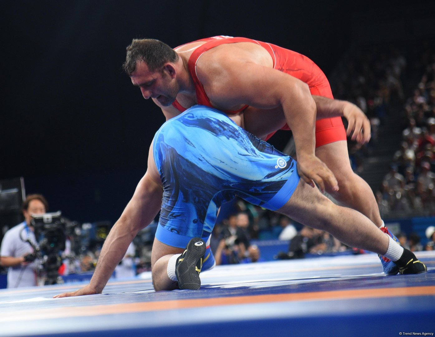 Azerbaijani Greco-Roman wrestler reaches semi-finals at Olympic Games in Paris (PHOTO)