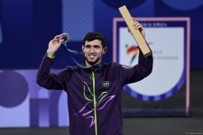 Azerbaijani taekwondoist wins silver medal at Olympic Games (PHOTO)