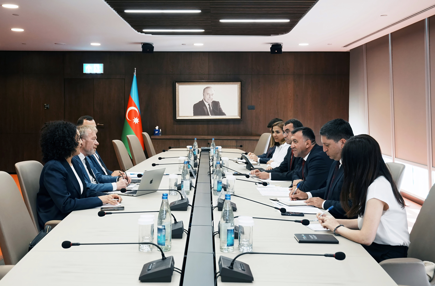 Azerbaijan, World Climate Foundation brainstorm COP29 arrangements