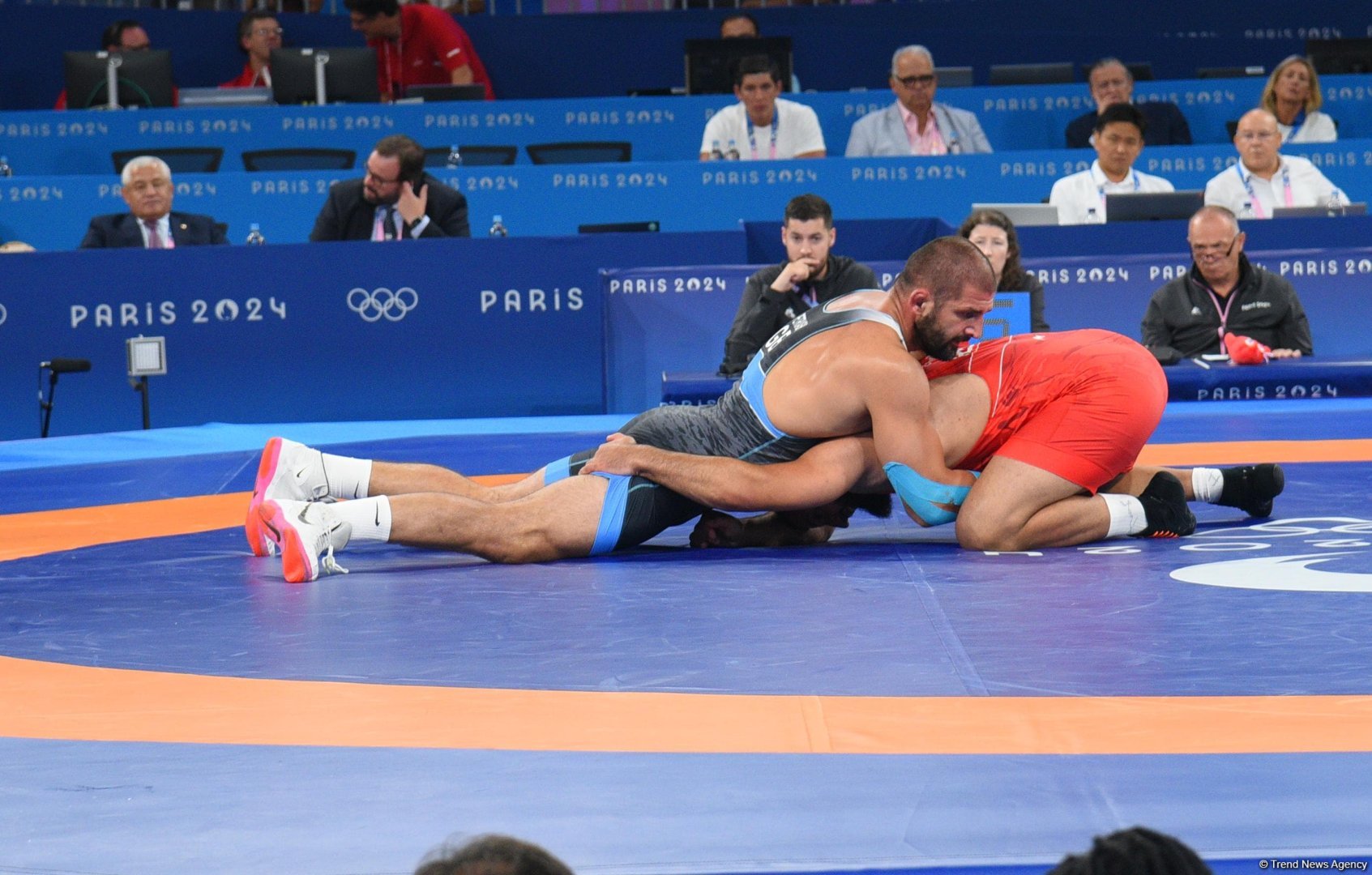 Azerbaijani wrestler to compete for bronze medal at Paris Olympics (PHOTO)