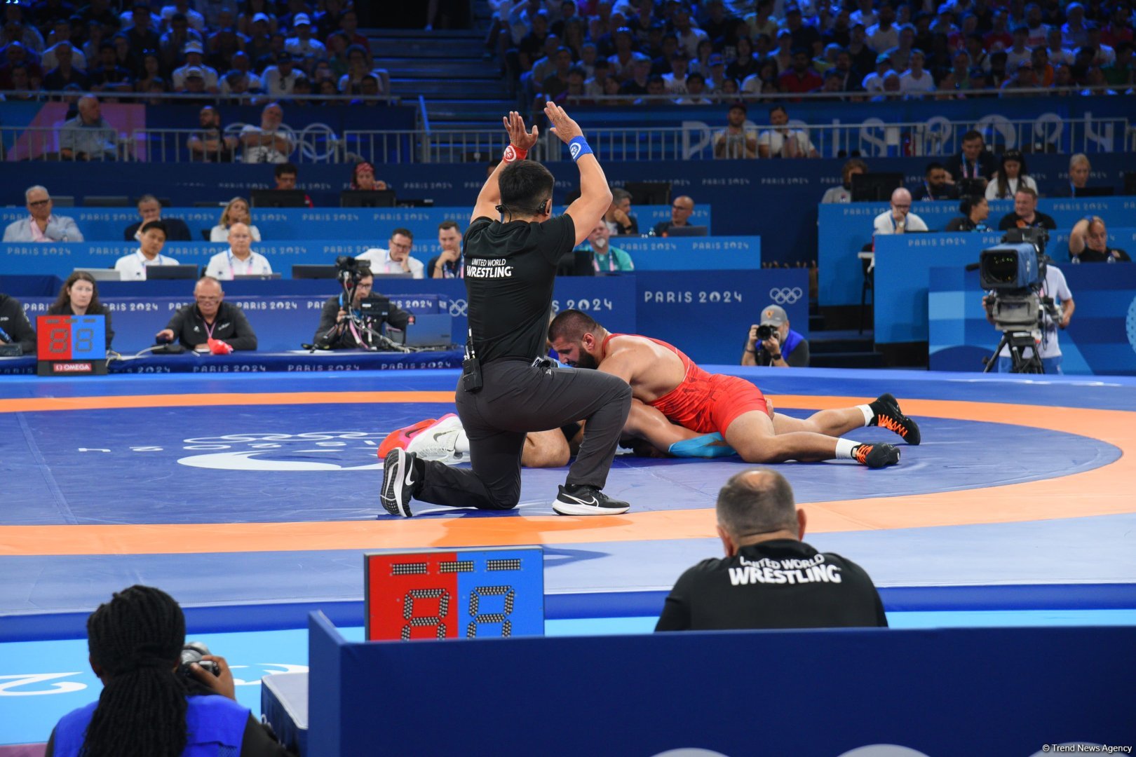 Azerbaijani wrestler to compete for bronze medal at Paris Olympics (PHOTO)