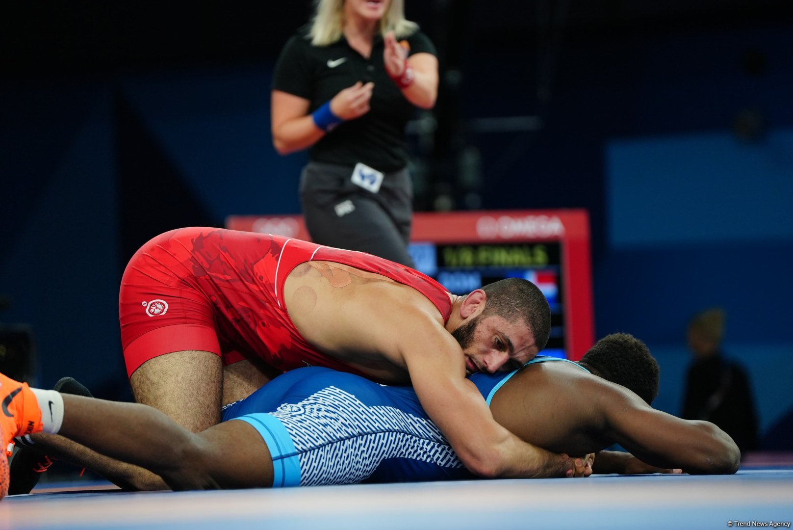 Azerbaijani wrestler Magomedov advances to 1/4 finals at Paris Olympics (PHOTO)