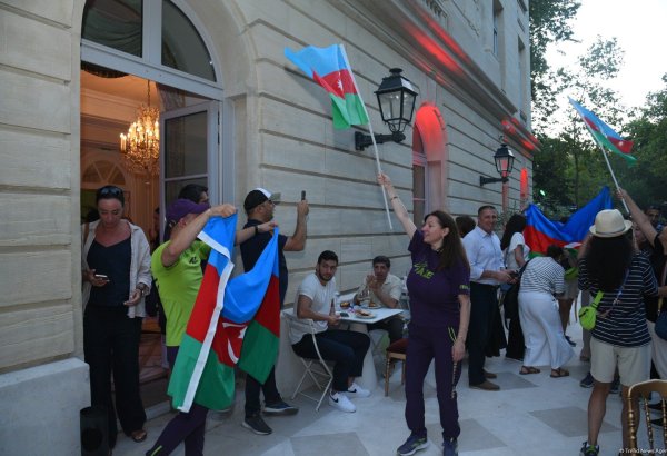 Meeting with medal-winning athletes held at Olympic House of Azerbaijan (PHOTO)