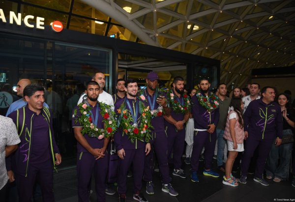 Azerbaijani team successfully performed at Olympic Games returns home (PHOTO/VIDEO)