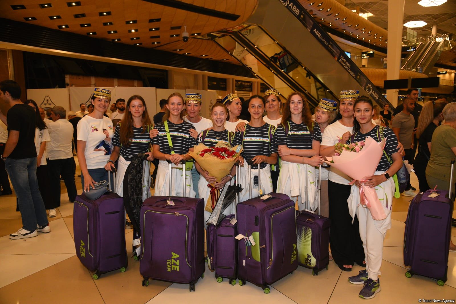 Azerbaijani team successfully performed at Olympic Games returns home (PHOTO/VIDEO)