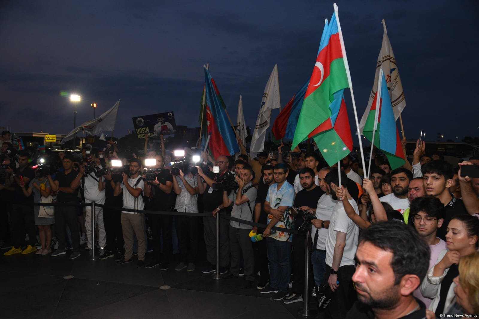 Azerbaijani team successfully performed at Olympic Games returns home (PHOTO/VIDEO)